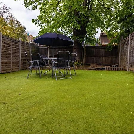 3 Bedrooms House-Sofabed-Parking-Bbqstove-Garden Londen Buitenkant foto