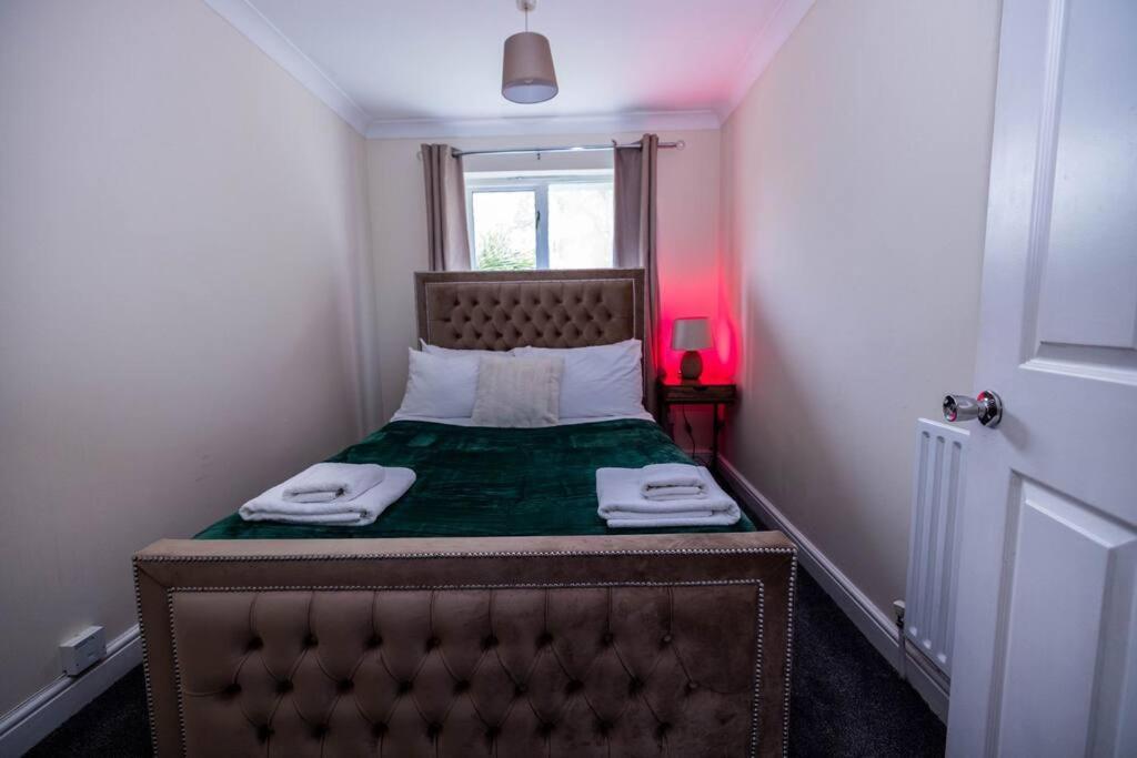 3 Bedrooms House-Sofabed-Parking-Bbqstove-Garden Londen Buitenkant foto
